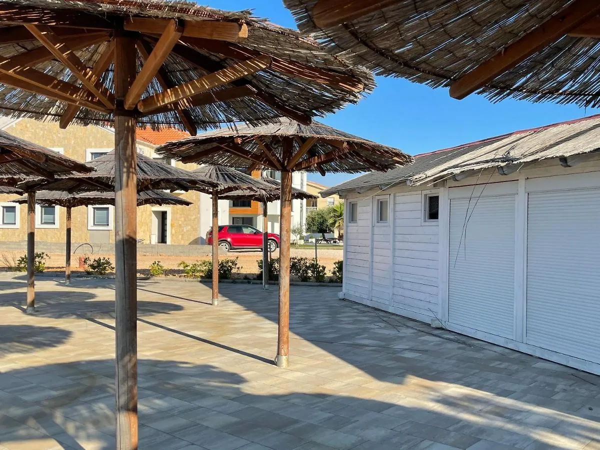 Apartments Villa Engeli Vir 0*,