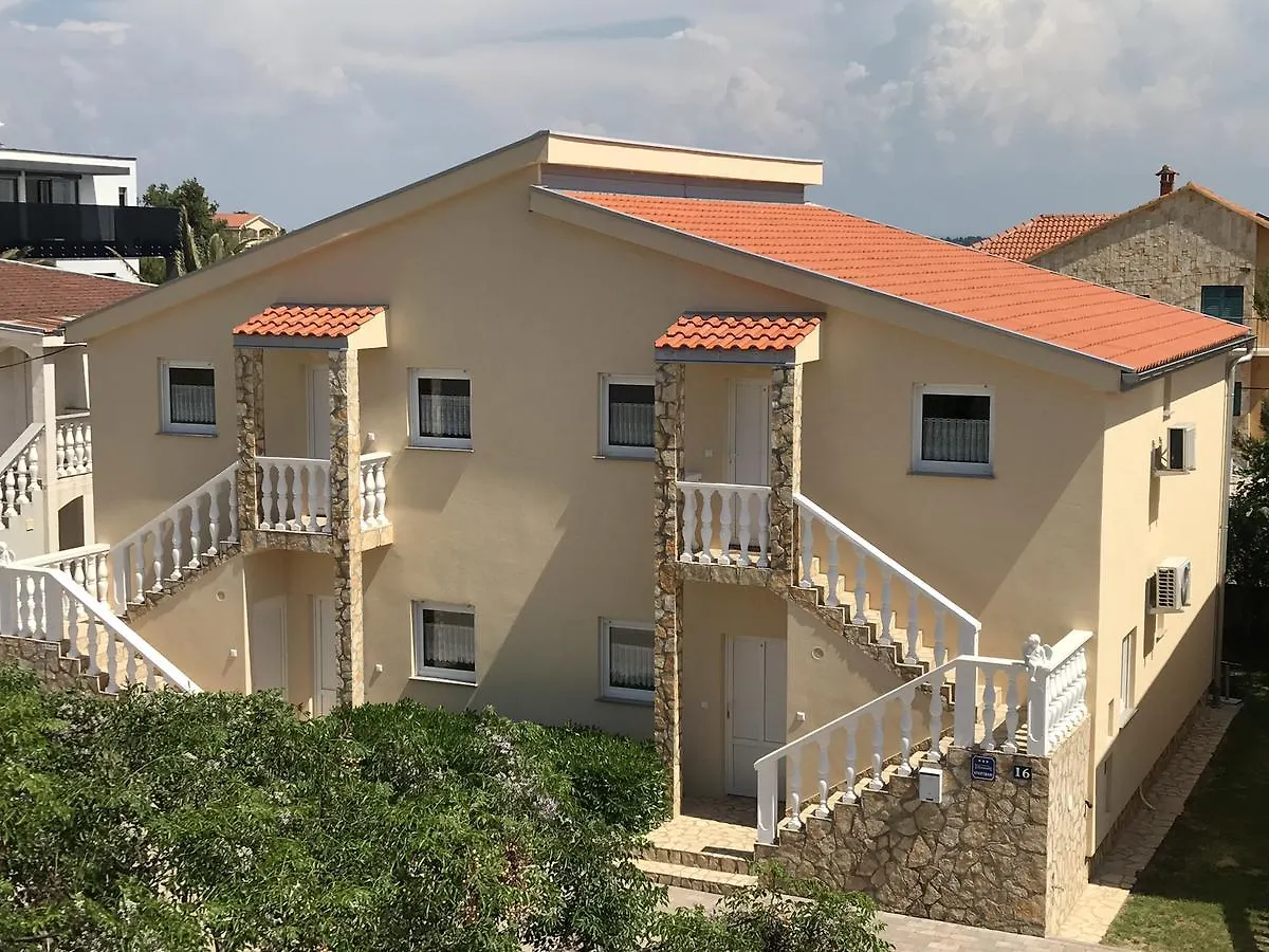 Apartments Villa Engeli Vir Horvátország