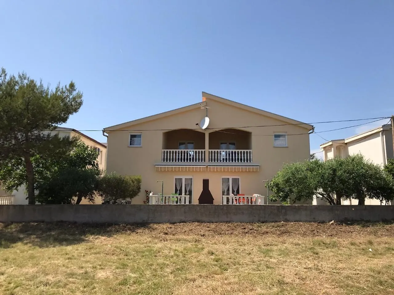 Apartments Villa Engeli Vir